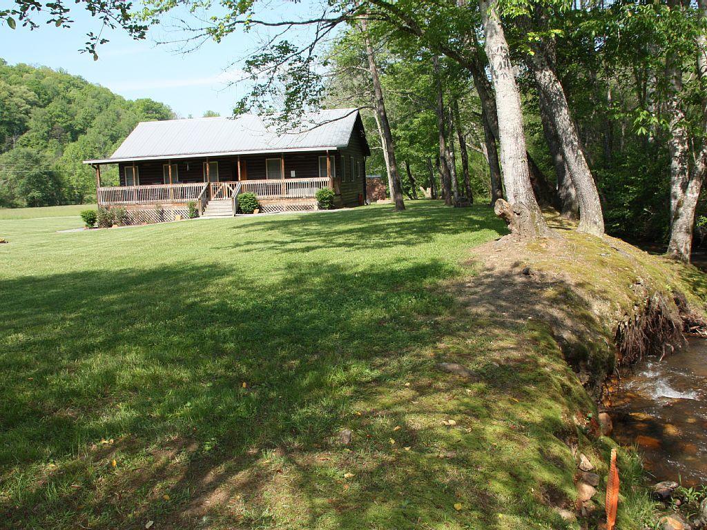 Climbing Bear Creekside Cabin Whittier Екстер'єр фото