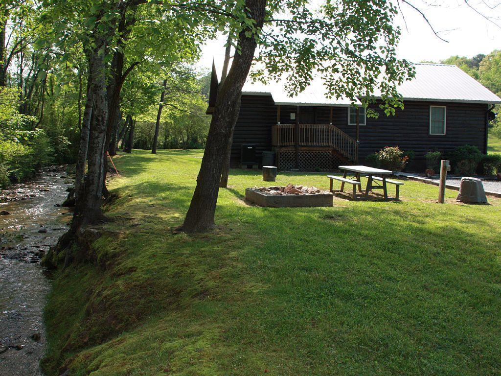 Вілла Climbing Bear Creekside Cabin Whittier Екстер'єр фото